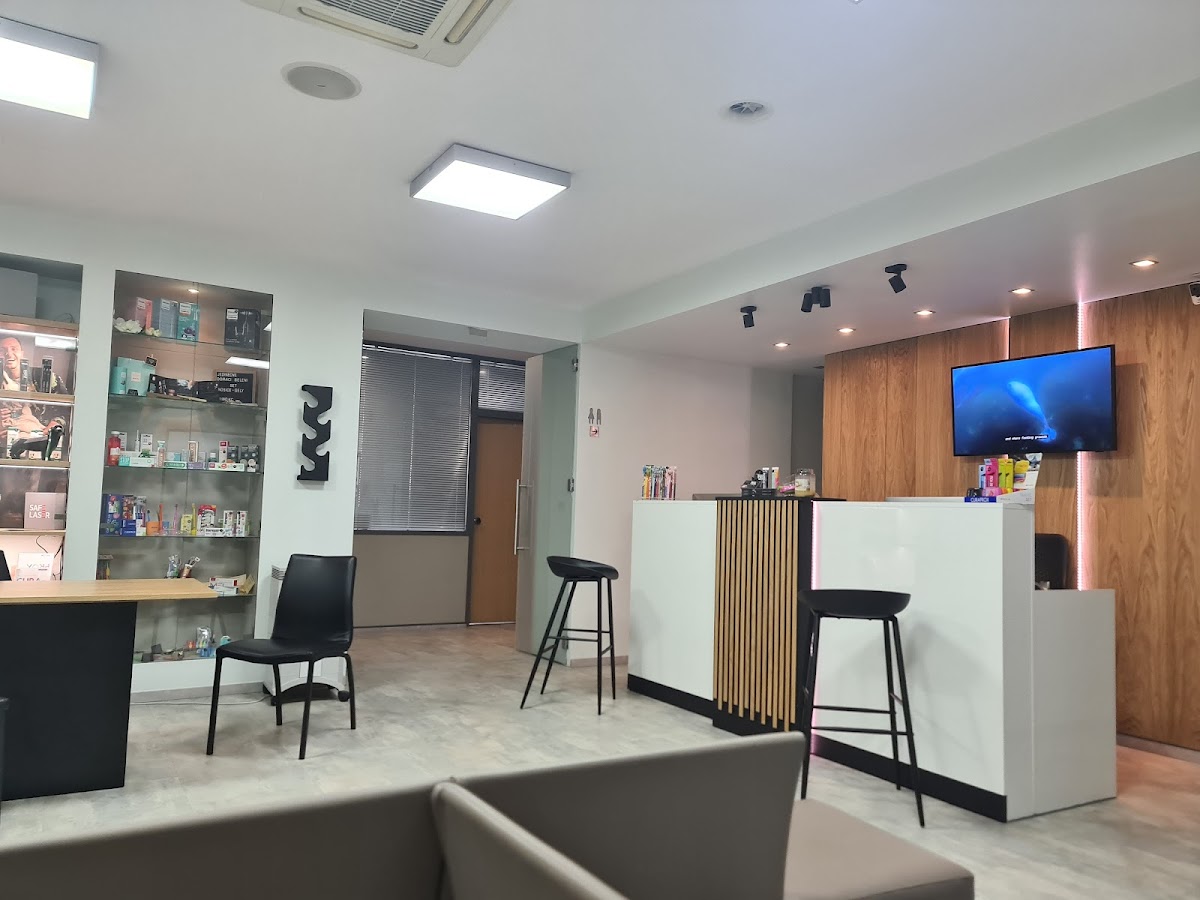 Dental Office H33 dental clinic in Prague