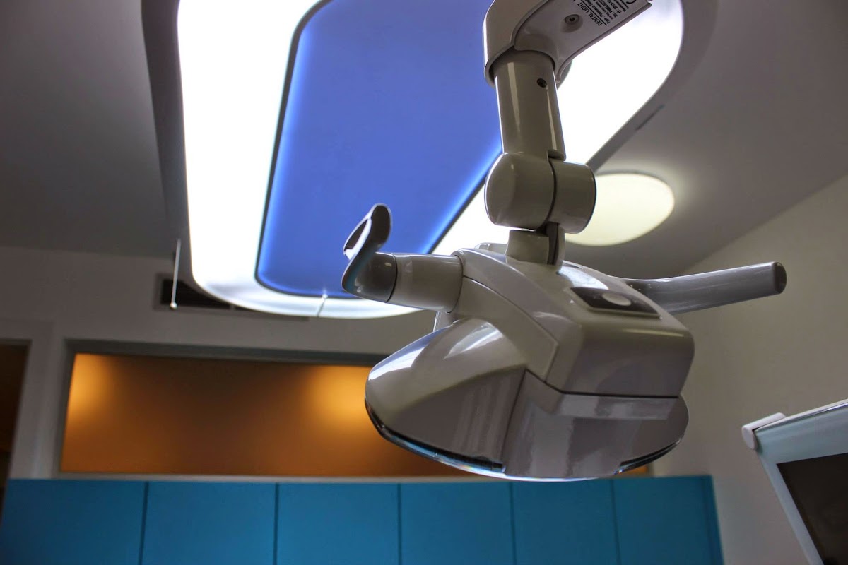 Dental Care Center Cerna Labut dental clinic in Prague