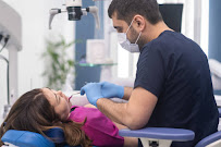 Smile Center Dental Clinic (Sukhumvit 39)