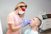 Smile Center Dental Clinic (Sukhumvit 39)