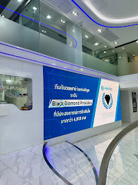 TDH Thonglor Dental Hospital (ทองหล่อ) จัดฟันใส Invisalign | Brava | Veneer | รากเทียม | ฟอกสีฟัน Zoom
