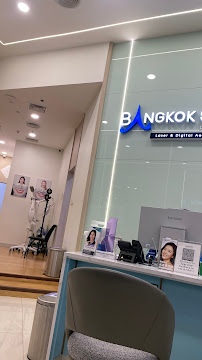 Bangkok Smile Dental Clinic | One Bangkok Branch