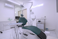 The S Digital Dental Clinic (Invisalign and Implant Centers) คลินิกทันตกรรม ดิเอส สาทร