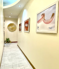 The S Digital Dental Clinic (Invisalign and Implant Centers) คลินิกทันตกรรม ดิเอส สาทร