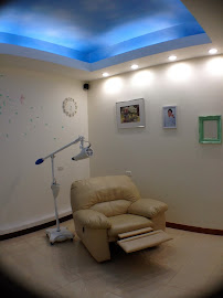 The S Digital Dental Clinic (Invisalign and Implant Centers) คลินิกทันตกรรม ดิเอส สาทร
