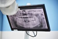 Smile Signature Siam Square Dental Clinic