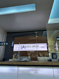 Bangkok Smile Dental Clinic Sukhumvit 21 | Asoke Branch
