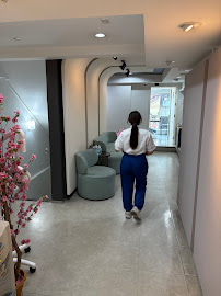 Bangkok Smile Dental Clinic Sukhumvit 21 | Asoke Branch