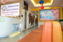 Sukhumvit Skytrain Dental Clinic