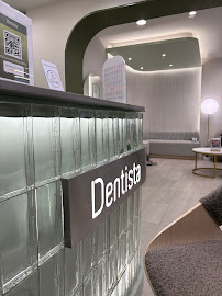 Dentista Dental Clinic จัดฟัน วีเนียร์ อ่อนนุช สุขุมวิท