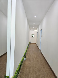 Edelweiss Dental House Vibhavadi Head Office เอเดลไวซ์ เดนทัลเฮ้าส์ ศูนย์ทันตกรรมครบวงจรโดยทีมอาจารย์ทันตแพทย์ผู้เชี่ยวชาญ