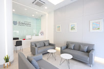 Edelweiss Dental House Vibhavadi Head Office เอเดลไวซ์ เดนทัลเฮ้าส์ ศูนย์ทันตกรรมครบวงจรโดยทีมอาจารย์ทันตแพทย์ผู้เชี่ยวชาญ