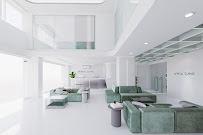 Chidlom Dental Clinic ชิดลม เดนทัล คลินิก รากฟันเทียม วีเนียร์ จัดฟัน invisalign