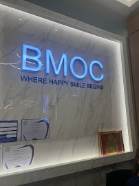 คลินิกจัดฟันกรุงเทพ BMOC (The PARQ)