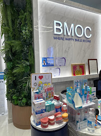 คลินิกจัดฟันกรุงเทพ BMOC (The PARQ)