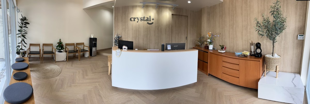 Crystal Dental Clinic (Samyan-Chula) คลินิกทันตกรรมคริสตัล (สามย่าน-จุฬา)