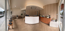 Crystal Dental Clinic (Samyan-Chula) คลินิกทันตกรรมคริสตัล (สามย่าน-จุฬา)