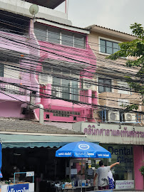 Saladaeng Dental Clinic