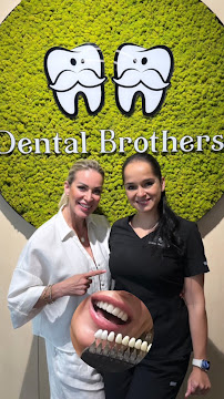 Dental Brothers - Nivy