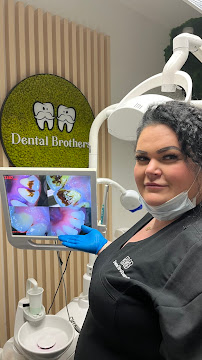 Dental Brothers - Nivy