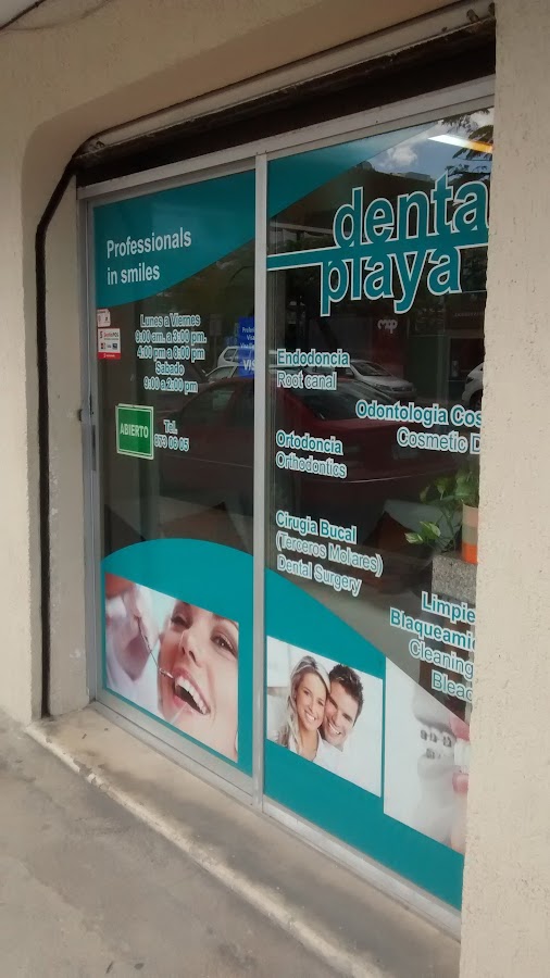 Dental Playa dental clinic in Playa Del Carmen
