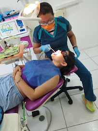 Dentist Dual Dent