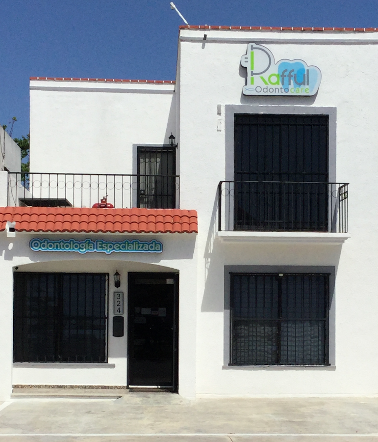 Raffoul Odontocare dental clinic in Playa Del Carmen
