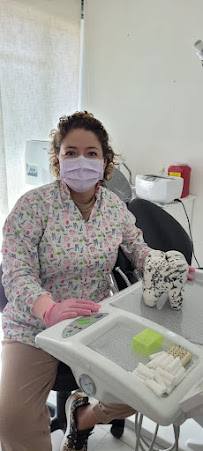 Dentista Mariel Montiel