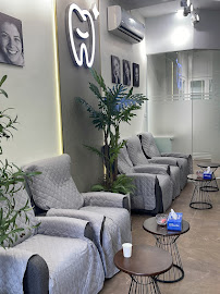 AM Procare Premium Dental Clinic