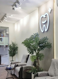 AM Procare Premium Dental Clinic