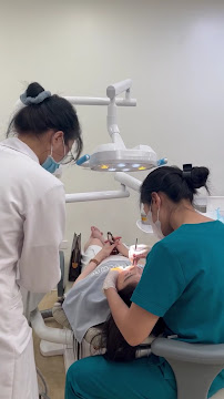 AM Procare Premium Dental Clinic