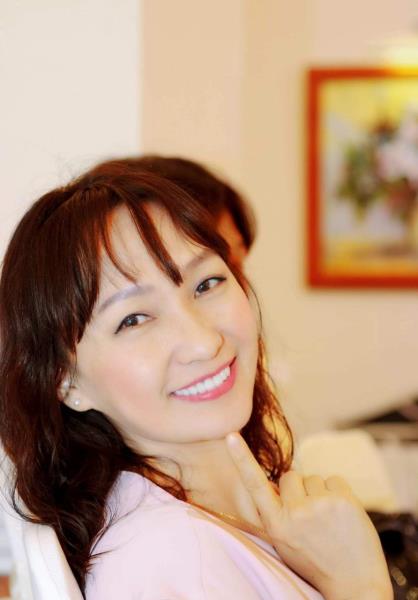 Doctor of Dental Surgery Thu Thuy Nguyen Thi - Dental Implants, Porcelain Restoration, Aesthetic Dentistry