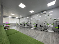 Saigon International Dental