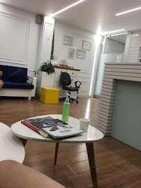 Nha Khoa Quốc Tế Viva Clinic