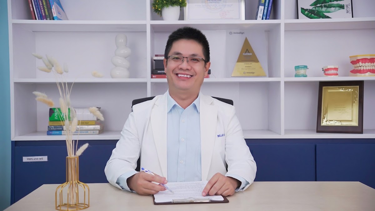 Dr Lee Dental dental clinic