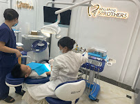 NHA KHOA QUỐC TẾ 5BROTHERS | Trồng Răng Implant Uy Tín Sài Gòn | Răng Sứ Uy Tín Sài Gòn
