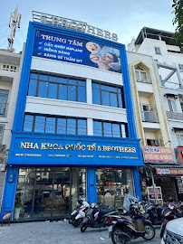 5Brothers International Dental in Ho Chi Minh City