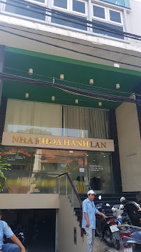 Hanh Lan Dental Clinic