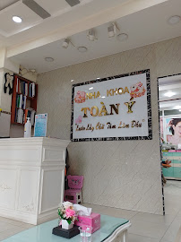 Toan Y Dental Clinic