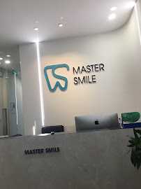 Nha Khoa Master Smile ✅ Thạc sĩ Bác sĩ Niềng Răng Uy tín | Trồng răng Implant Bọc răng sứ Dán răng sứ Nha khoa Uy tín Quận 10