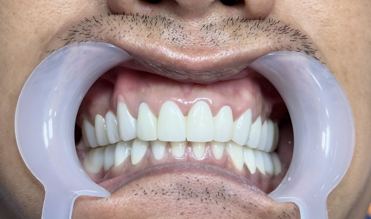 Happy Dental Clinic dental clinic