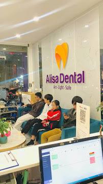 Nha Khoa Cầu Giấy Alisa - Trồng Răng Implant Cầu Giấy