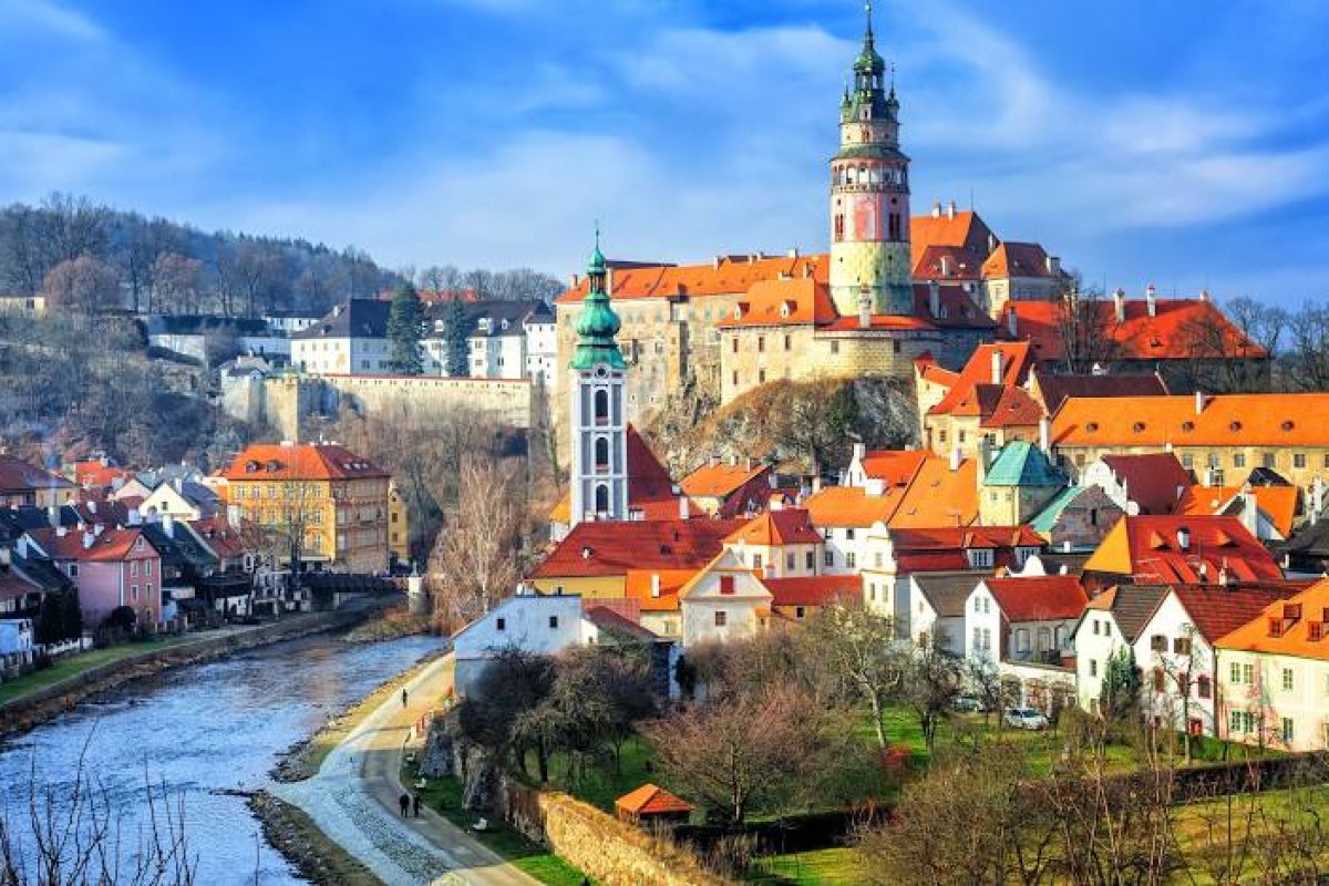 Dental clinics in Czechia