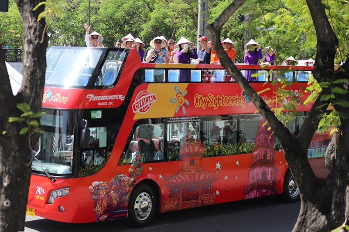 Getting Around Hanoi: Transport Guide for Tourists & Retirees (2026)