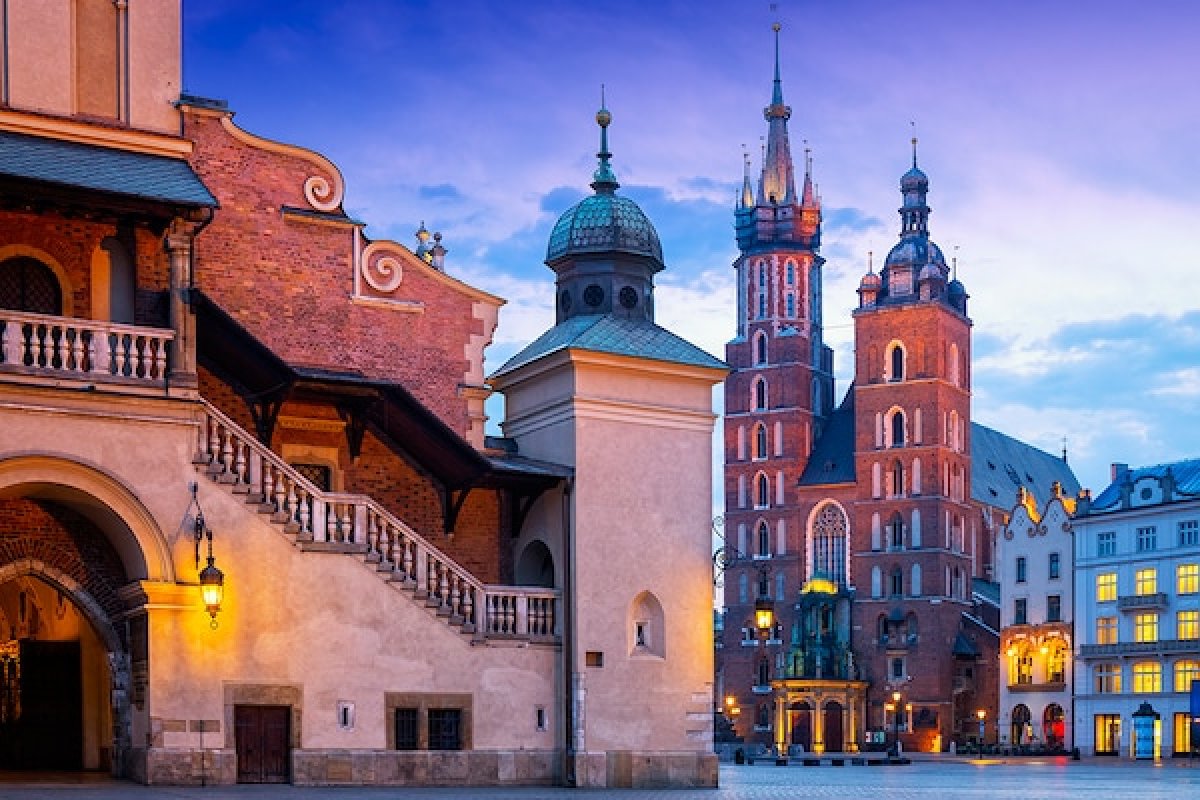 Dental Tourism from New Zealand: Why Kiwis Choose Krakow (2026)